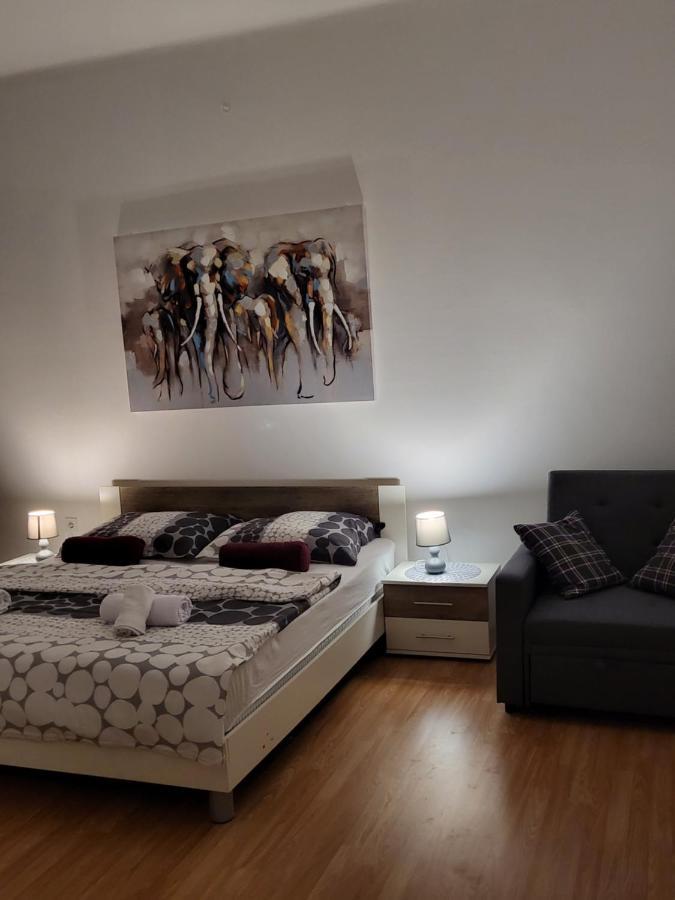 Rijeka Apartment With Free Parking And Large Balcony Kültér fotó